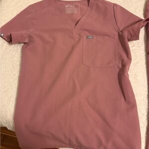 FIGS Mauve Catarina one pocket scrub top XS